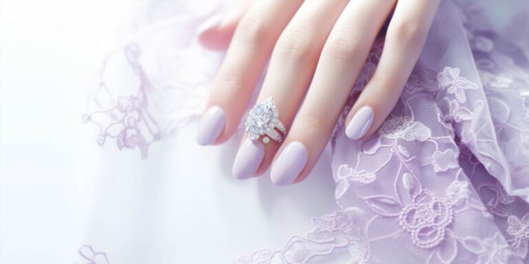 Jakie paznokcie do fioletowej sukienki